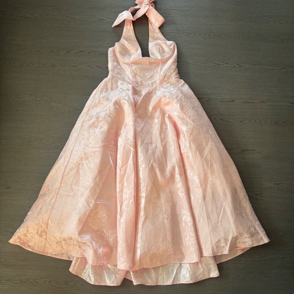 Baby boo Effie Midi Dress - Picture 4 of 6